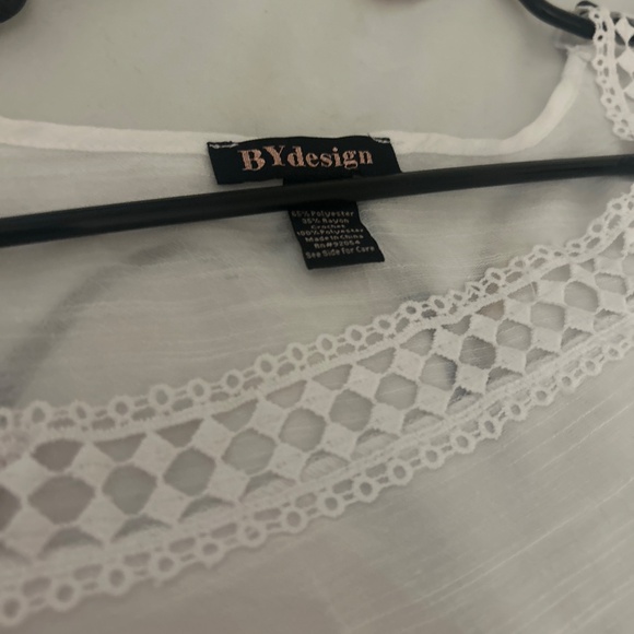 27) very cute Linen shirt By Design size small - Picture 2 of 2